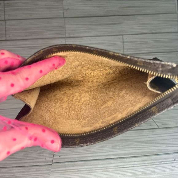 Louis Vuitton Monogram Toiletry Pouch 15 Poche Toilette Cosmetic Bag Pouch - Picture 5 of 9